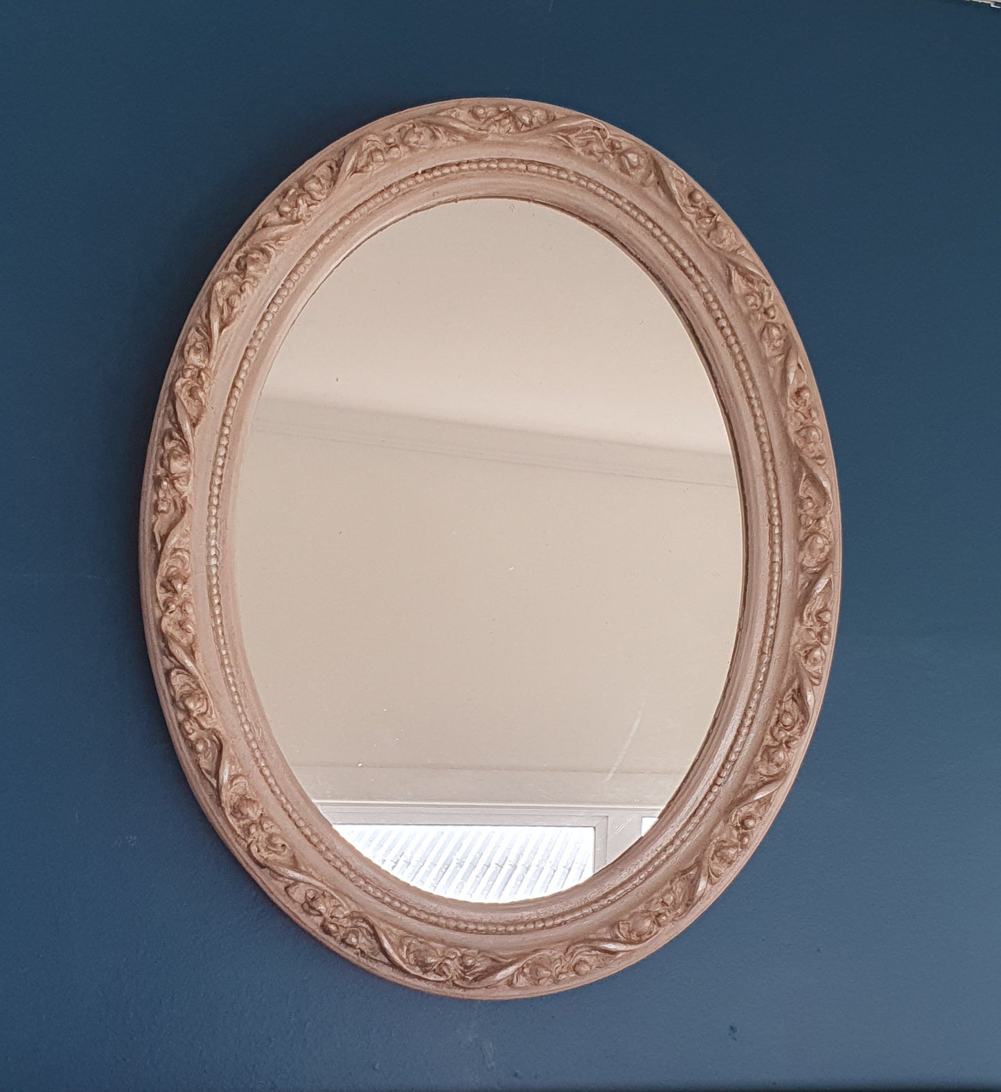 Oval Vintage Mirrors Set